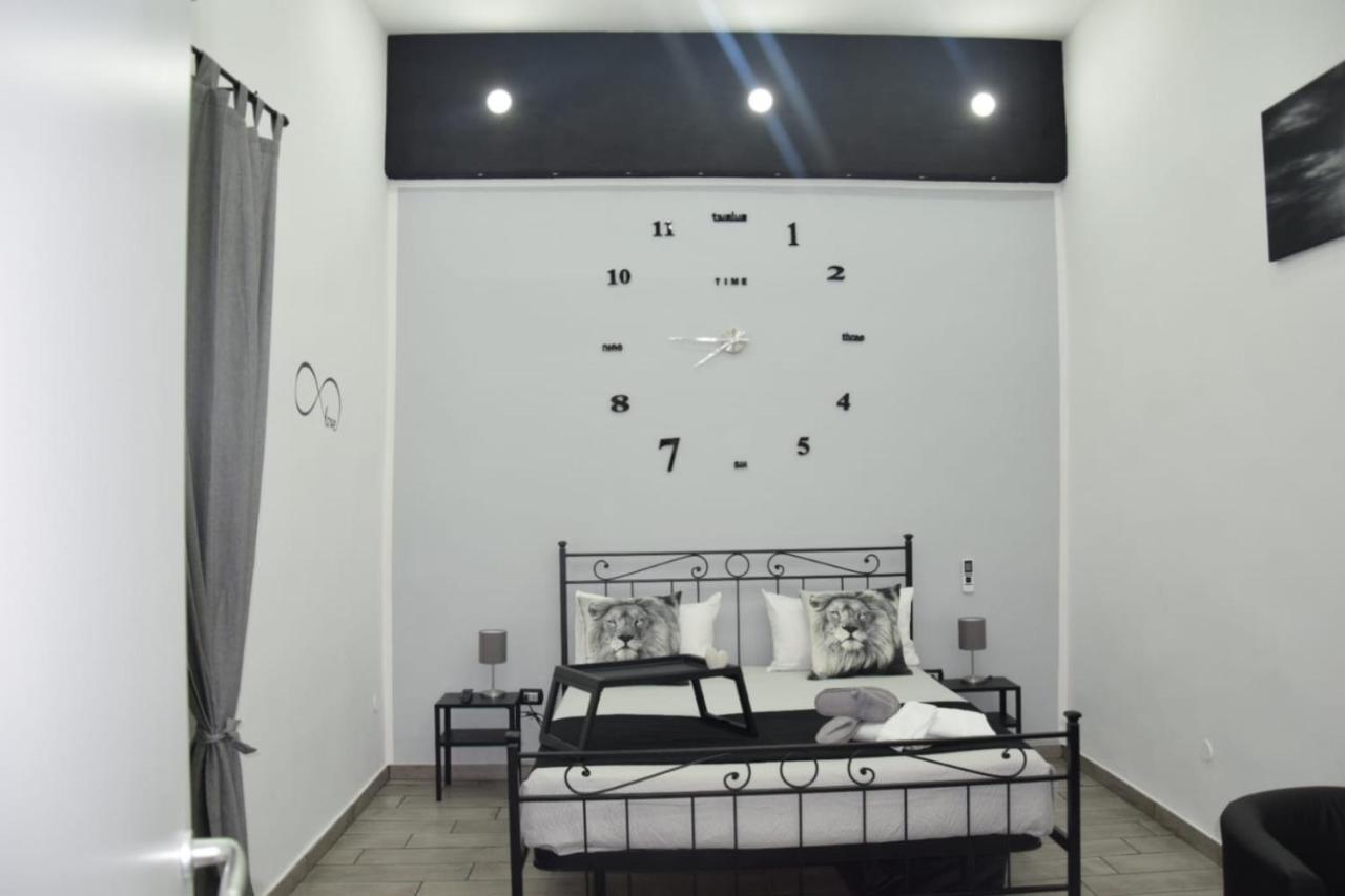 Appartamento Cassini'S House Napoli Esterno foto